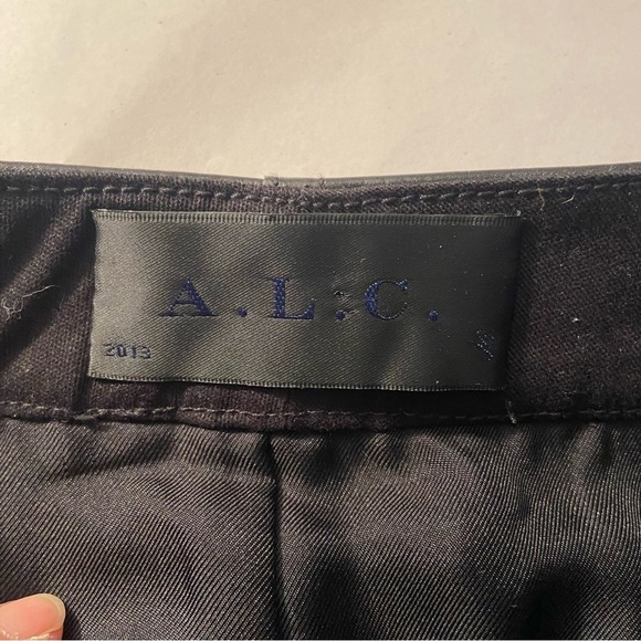 A.L.C. Black Calf Leather Skirt Moto Mini Skirt , Zip Pockets, Lined Size 4 - Picture 5 of 8